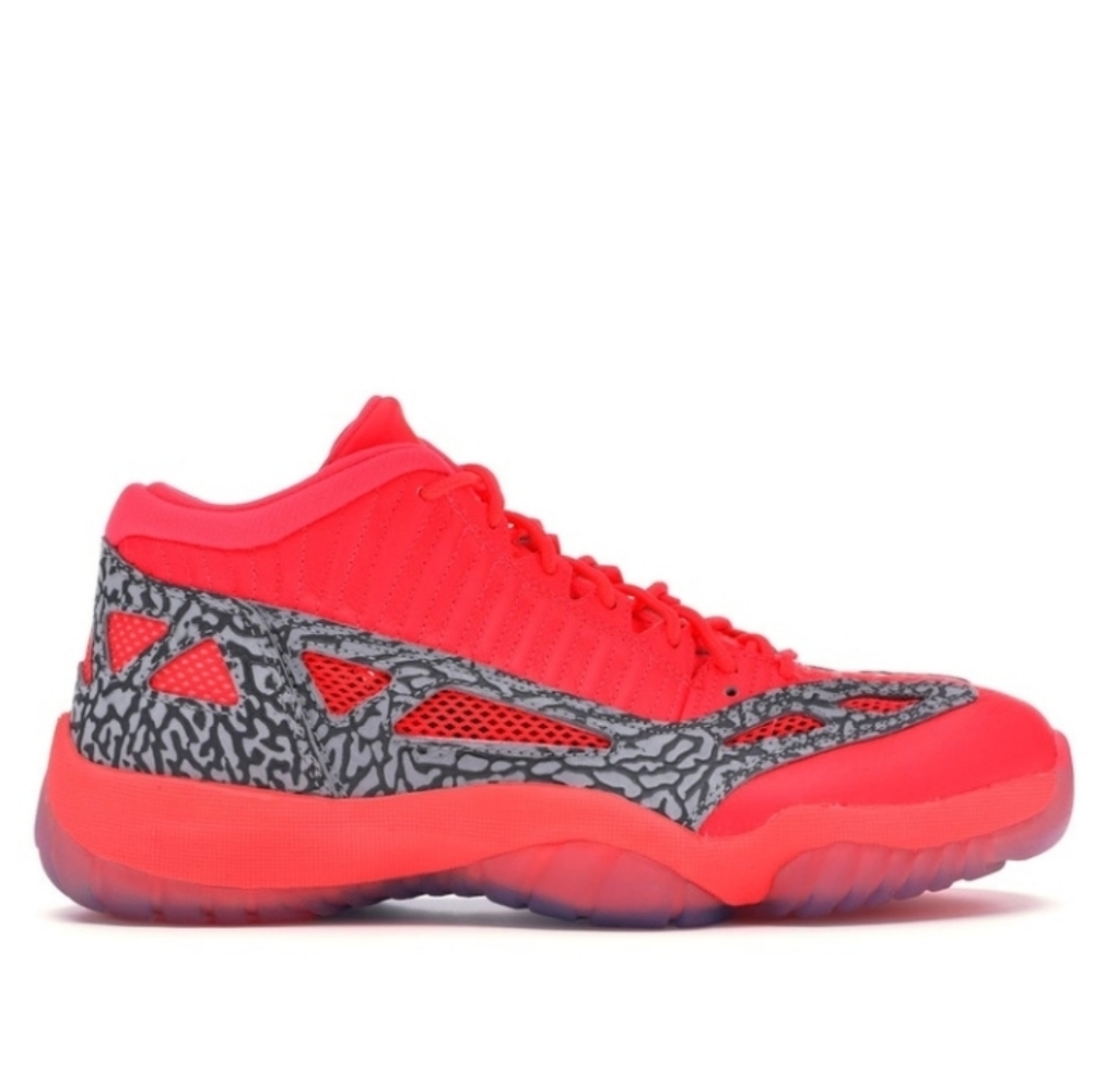Air Jordan 11 Retro